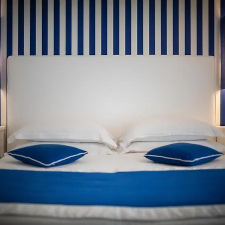 Aqa Palace Ξενοδοχείο 4*