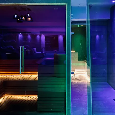 Ξενοδοχείο Aqa Palace 4*