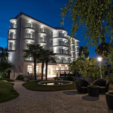 Ξενοδοχείο Aqa Palace Καόρλε